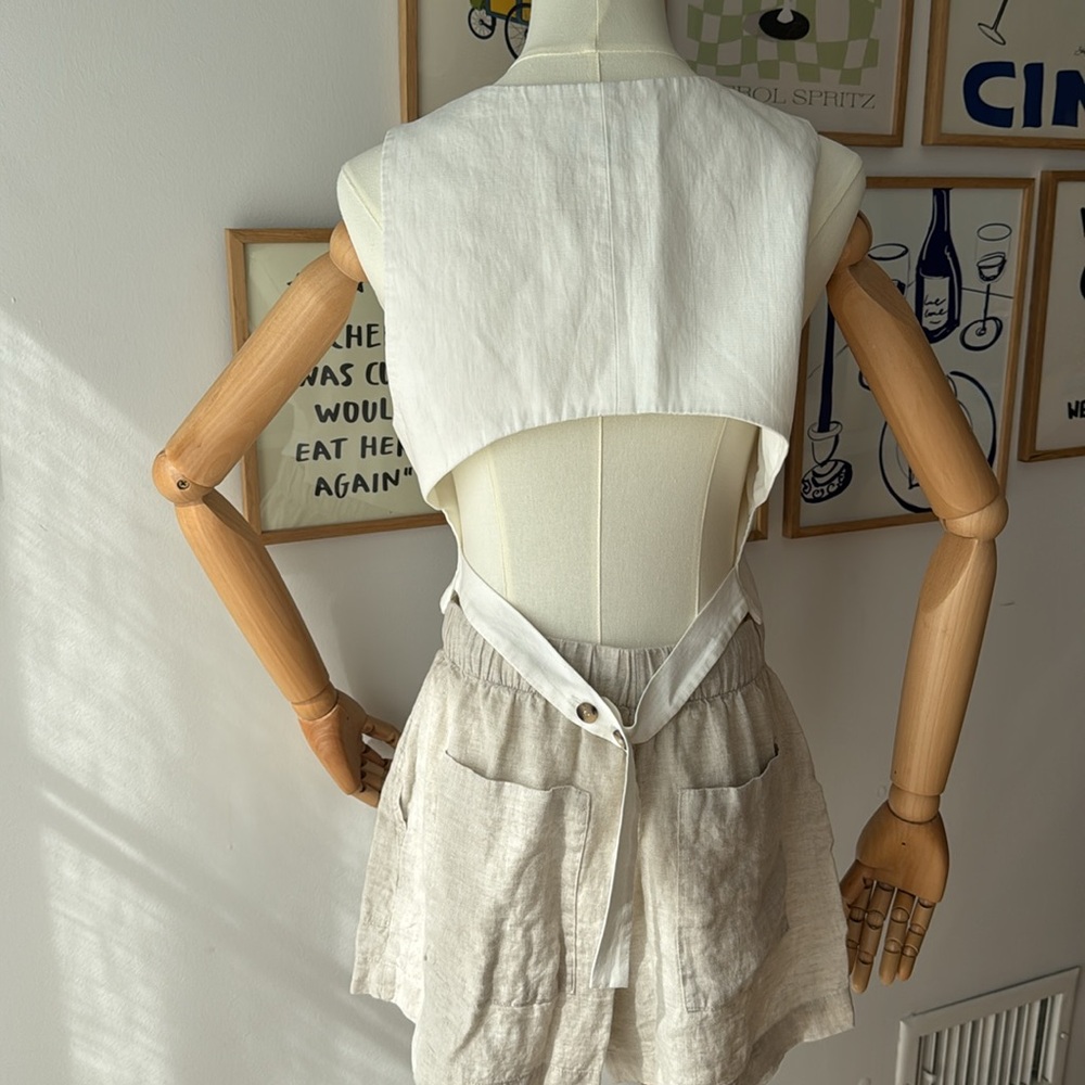 Zara Cream Button-Front Linen Vest - Picture 2 of 3